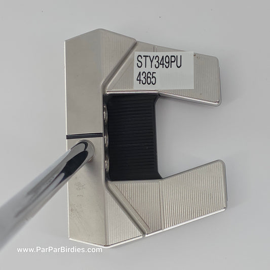 Scotty Cameron 2025 Phantom 5.5 Putter