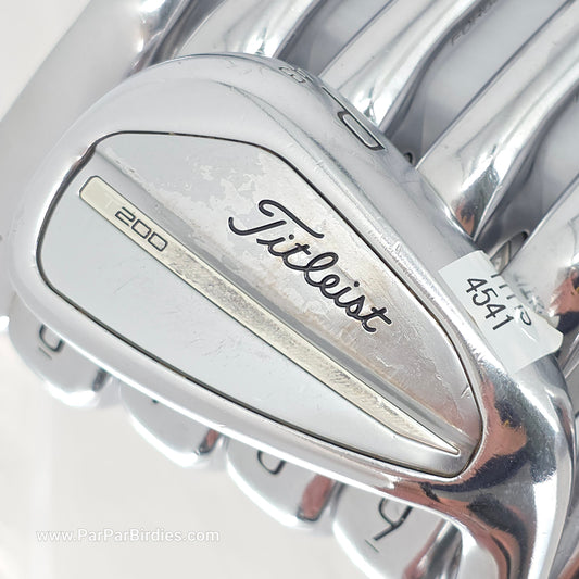 Titleist 2024 T200 Iron Set 5-PW, AW Extra Stiff